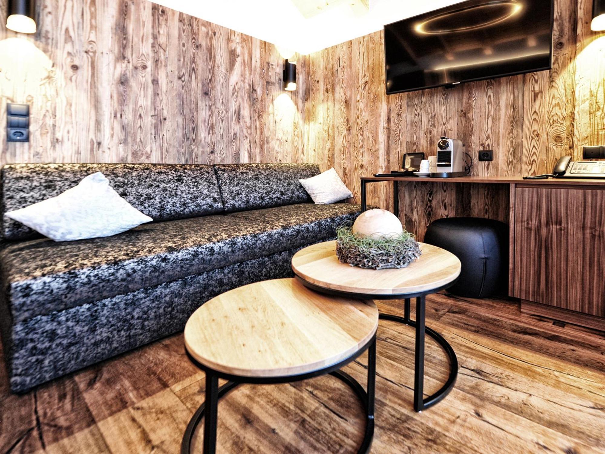 Salnerhof Superior Lifestyle Resort Ischgl Kamer foto