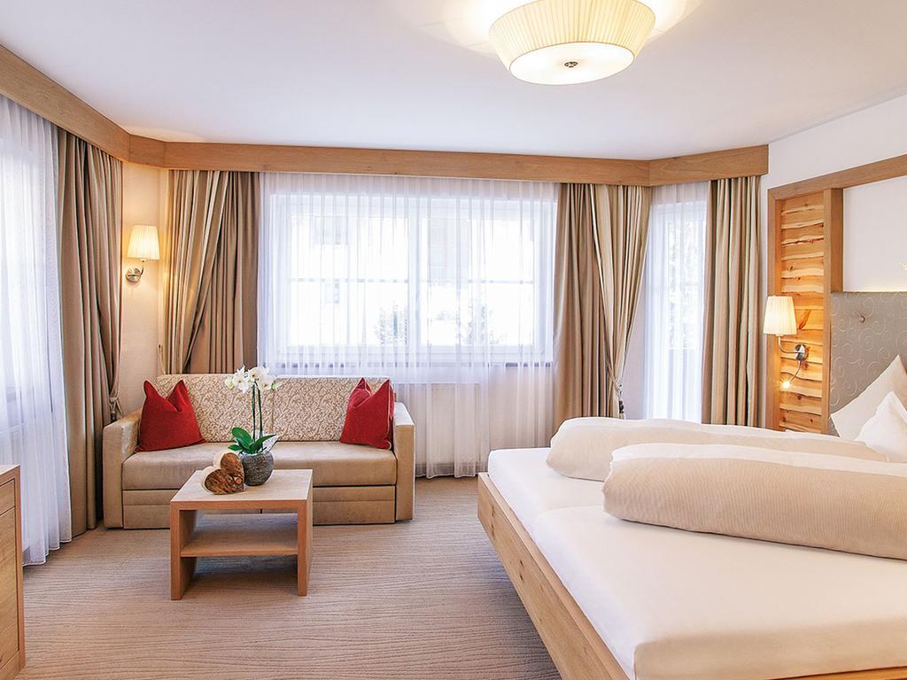 Salnerhof Superior Lifestyle Resort Ischgl Kamer foto